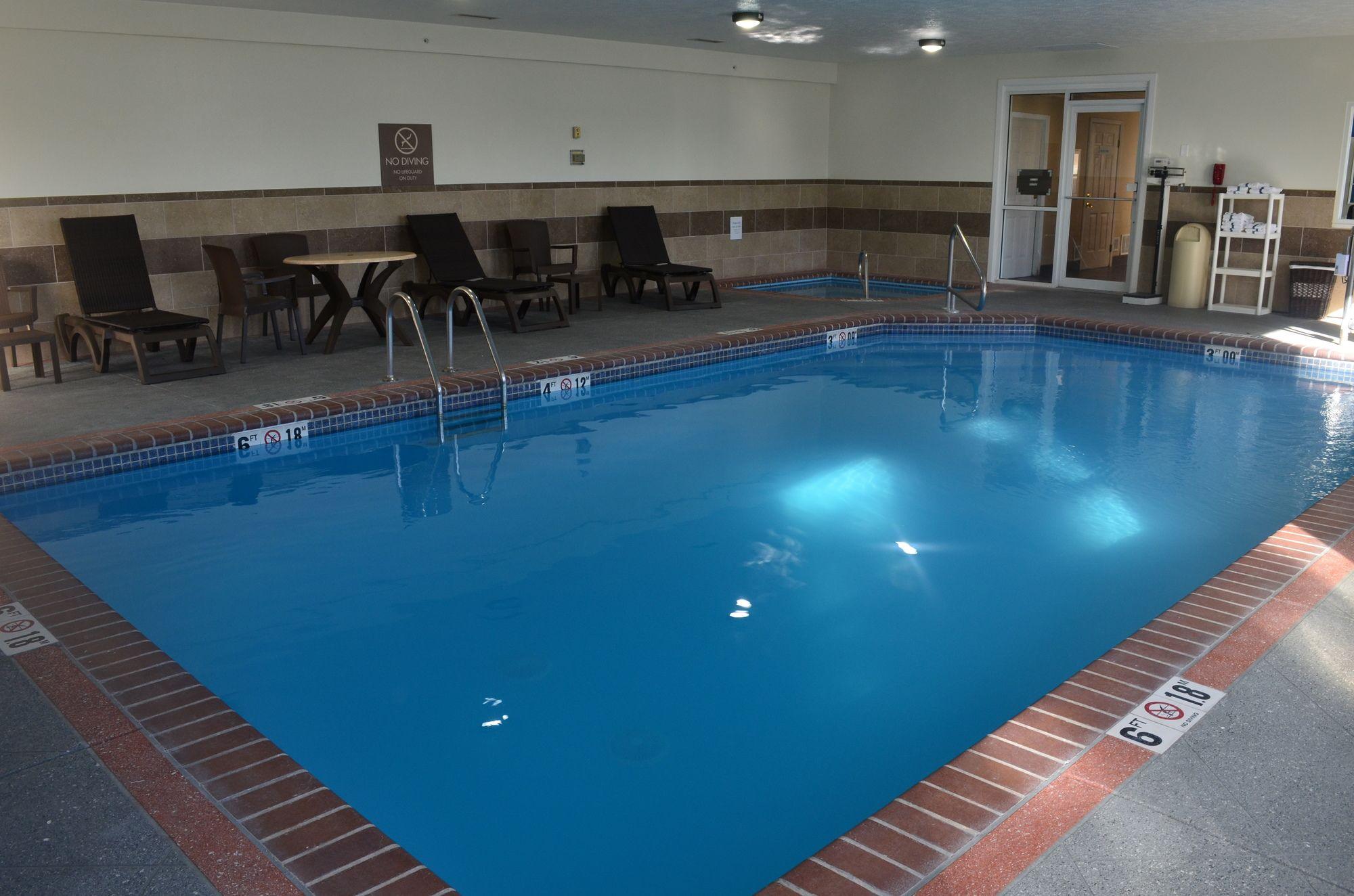 Comfort Inn & Suites Junction City - Near Fort Riley Buitenkant foto